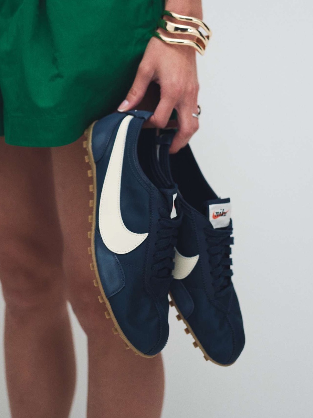 Nike Women Moon Sneaker OG Midnight NAVY LowTop Sneaker Size 8.5 W / 7.0 Men NWB